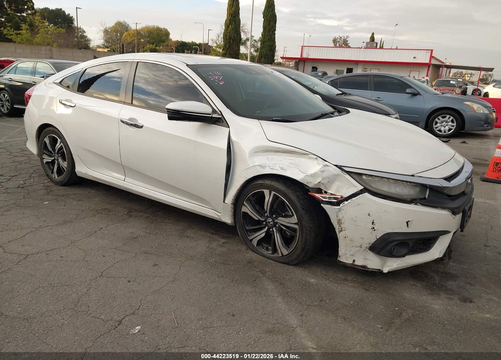 2017 HONDA CIVIC TOURING VIN: 2HGFC1F94HH652240