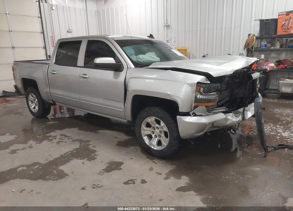 2018 CHEVROLET SILVERADO 1500 2LT VIN: 3GCUKREC8JG574183