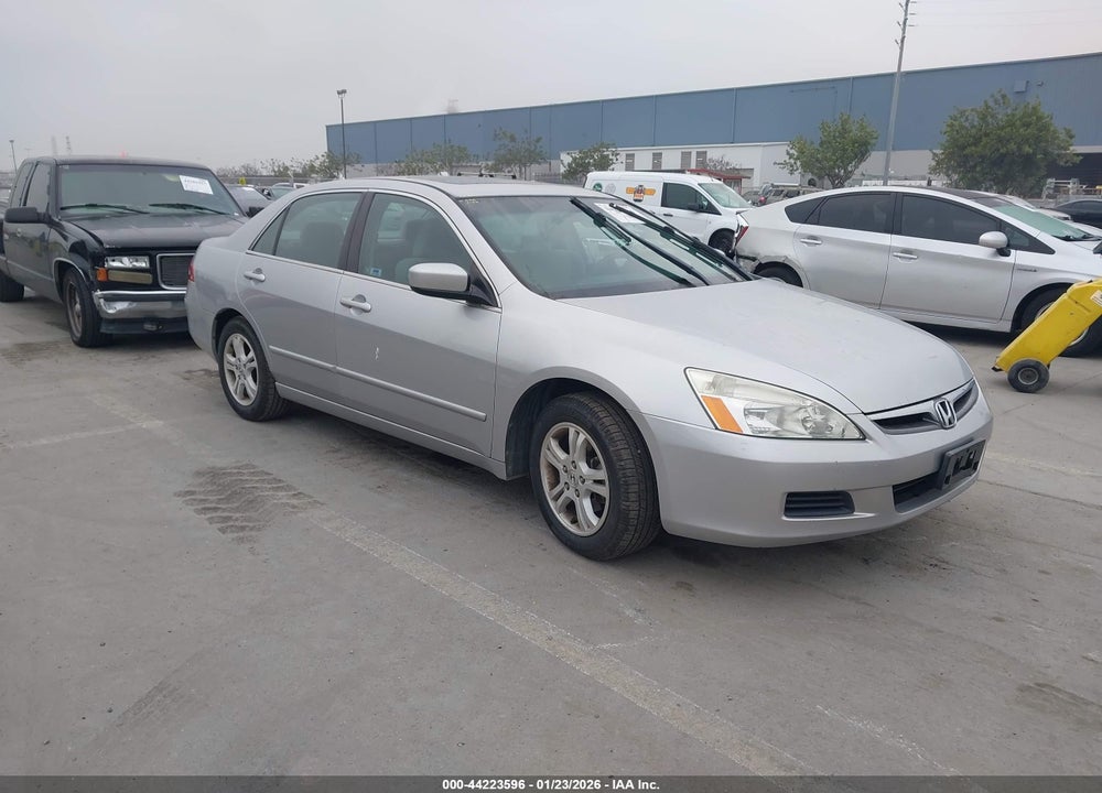 2007 HONDA ACCORD 2.4 EX VIN: 1HGCM56727A203819