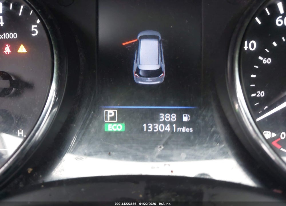 2019 NISSAN ROGUE S VIN: 5N1AT2MT7KC747622