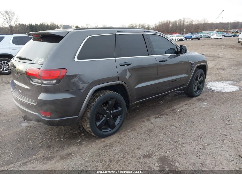 2015 JEEP GRAND CHEROKEE ALTITUDE VIN: 1C4RJFAG9FC171033