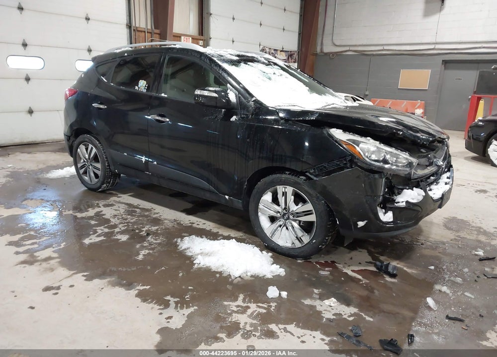2015 HYUNDAI TUCSON LIMITED VIN: KM8JUCAGXFU981733