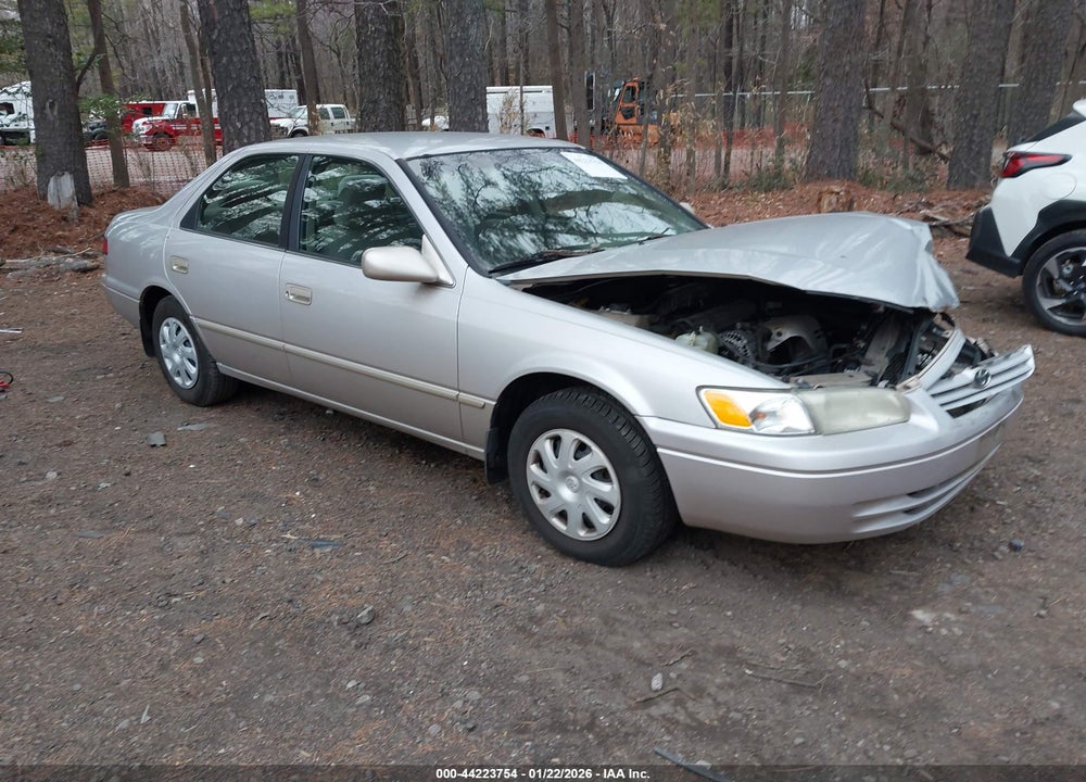 1999 TOYOTA CAMRY LE VIN: 4T1BG22K7XU488702