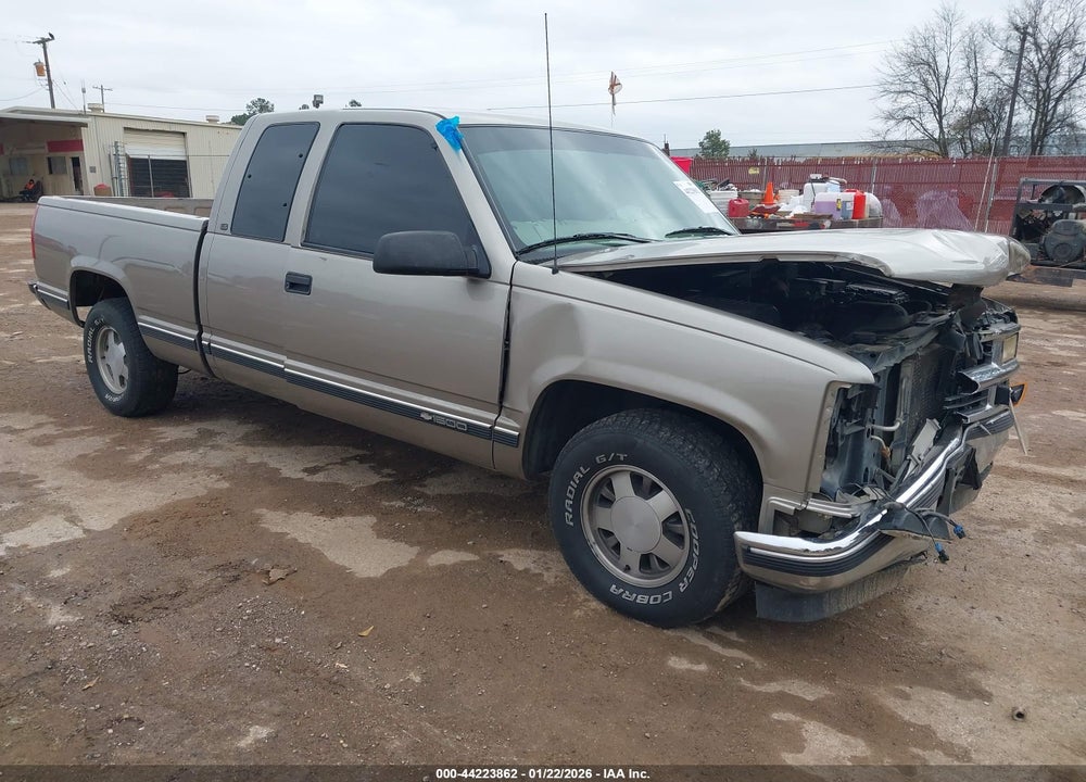 1999 CHEVROLET C1500 LS VIN: 1GCEC19R4XR119566