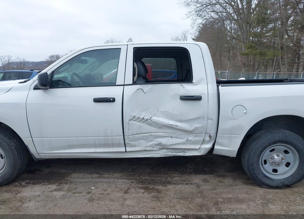 2017 RAM 1500 TRADESMAN  4X4 5'7 BOX VIN: 3C6RR7KT4HG778474
