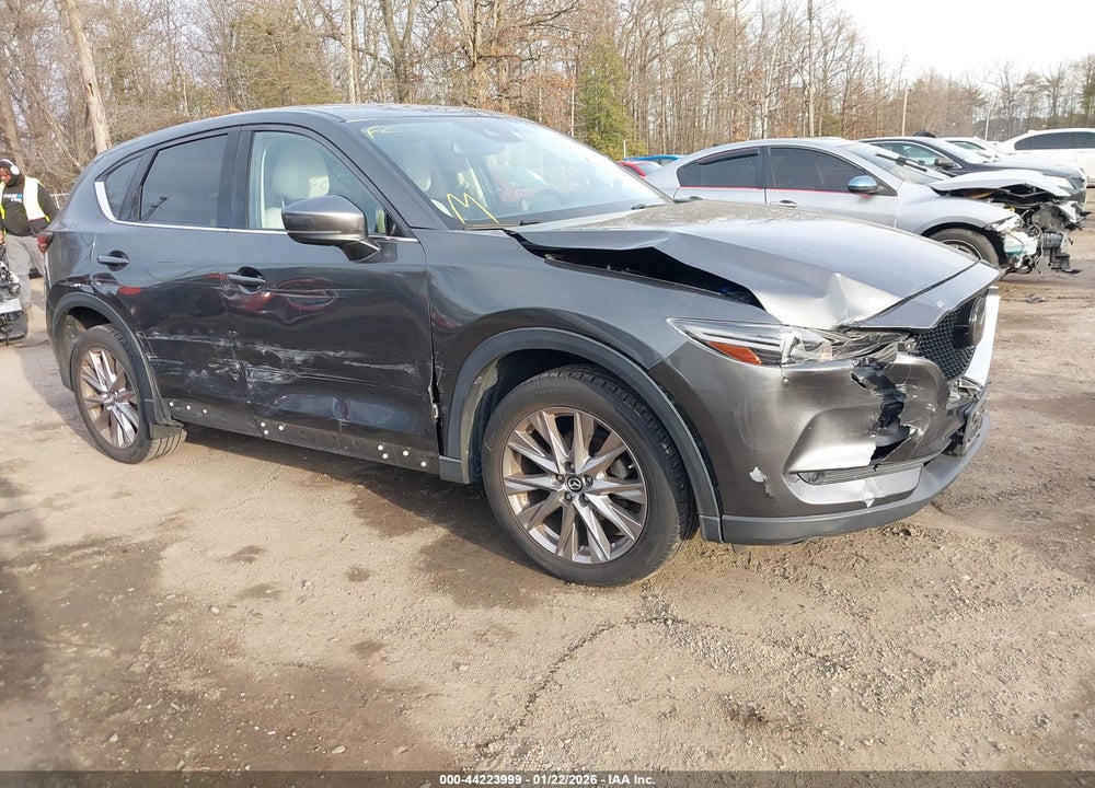 2019 MAZDA CX-5 GRAND TOURING VIN: JM3KFBDM8K1597726