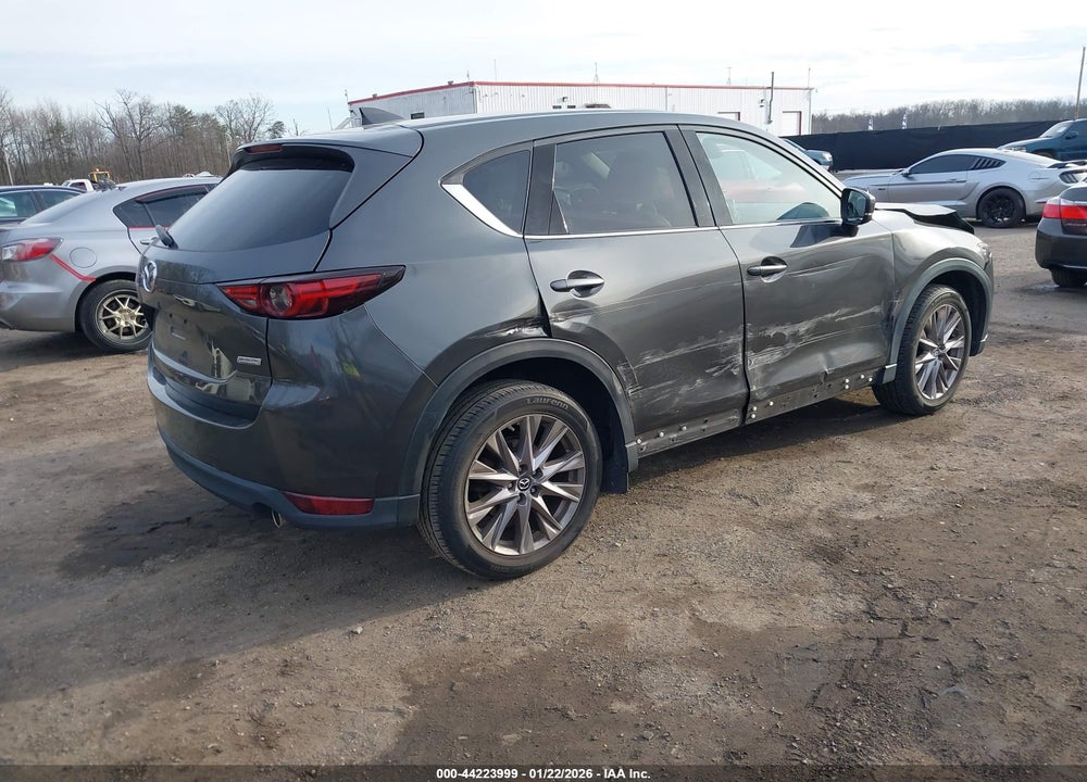 2019 MAZDA CX-5 GRAND TOURING VIN: JM3KFBDM8K1597726