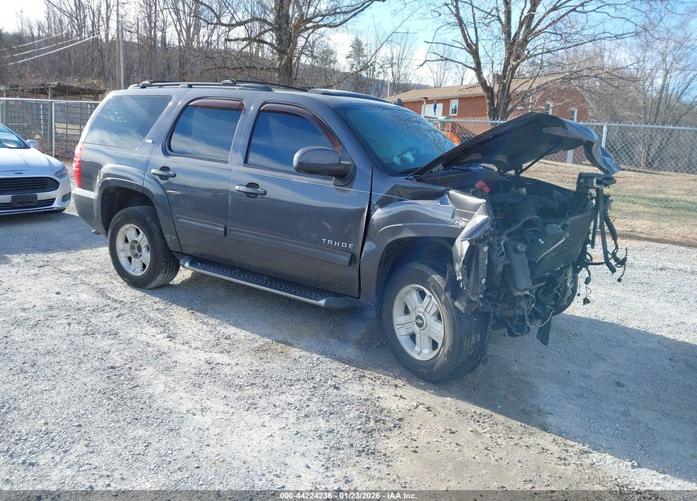 2010 CHEVROLET TAHOE LT VIN: 1GNUKBE01AR283724