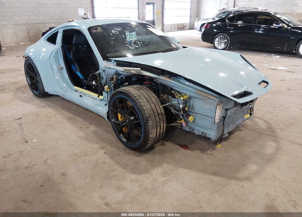 2022 PORSCHE 911 GT3/GT3 W/TOURING PACKAGE VIN: WP0AC2A99NS269243