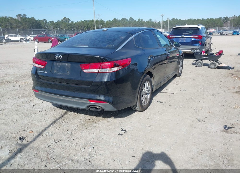 2016 KIA OPTIMA LX VIN: 5XXGT4L31GG031558