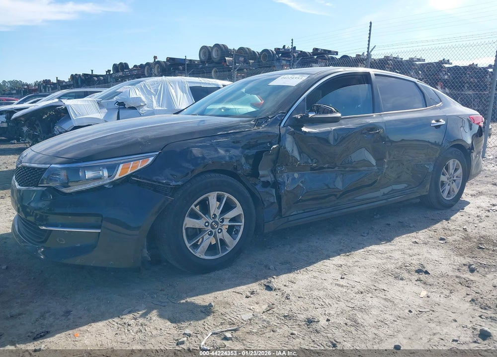 2016 KIA OPTIMA LX VIN: 5XXGT4L31GG031558