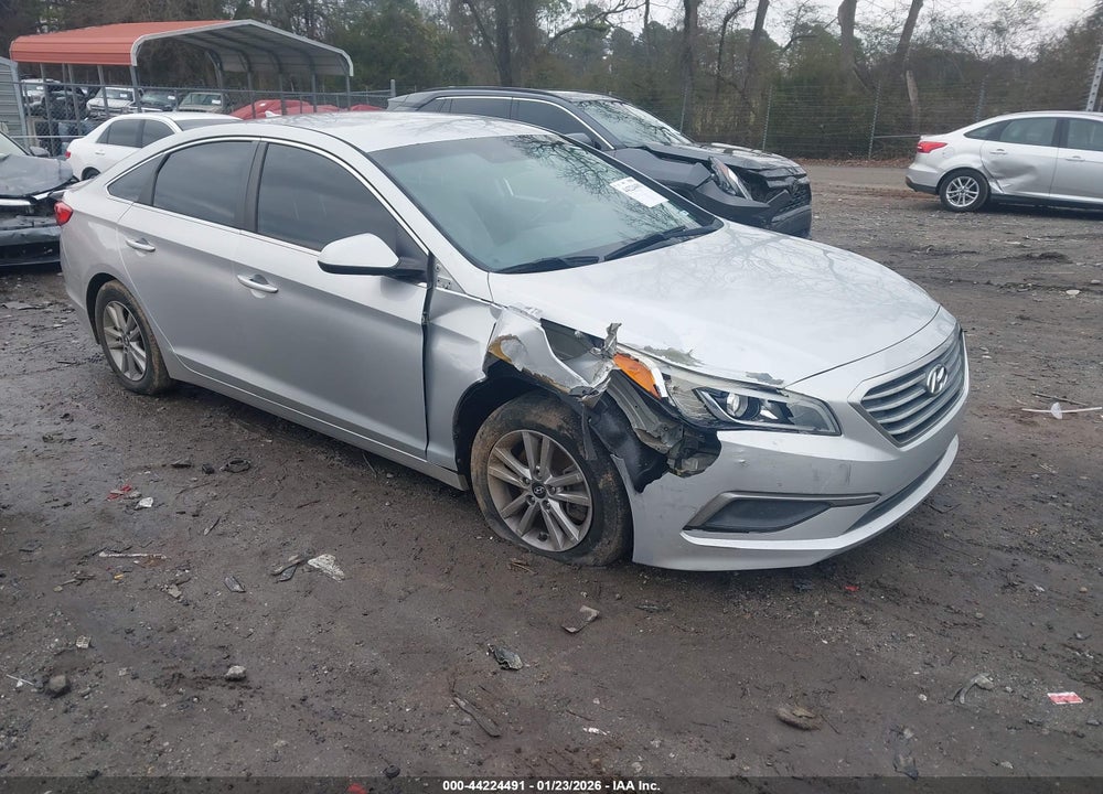2016 HYUNDAI SONATA SE VIN: 5NPE24AF9GH358284
