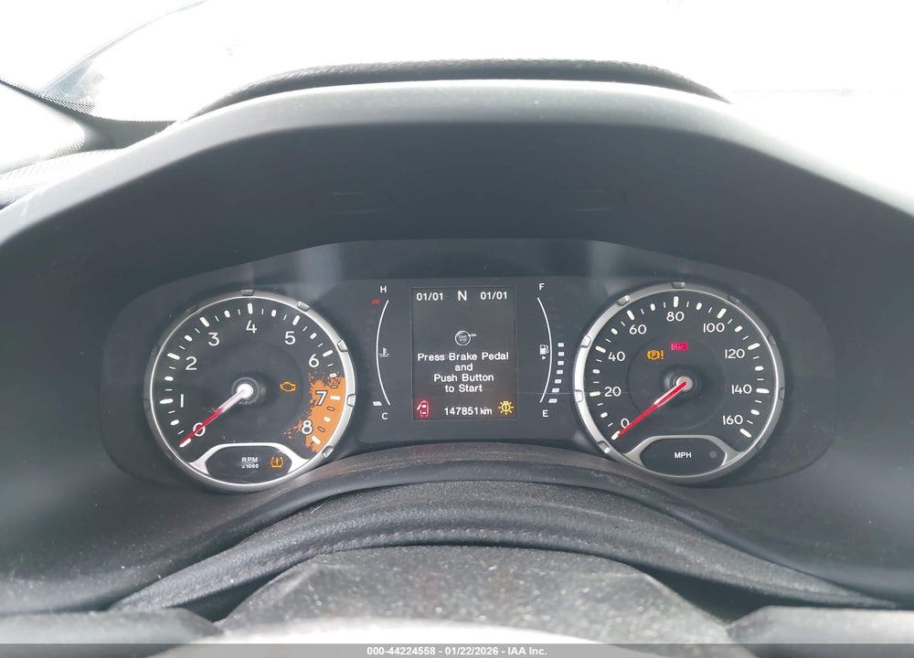 2018 JEEP RENEGADE LATITUDE FWD VIN: ZACCJABB8JPJ34522