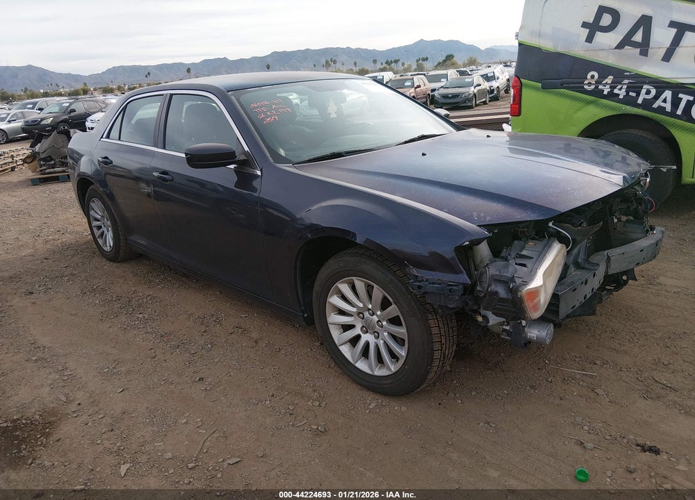 2012 CHRYSLER 300 VIN: 2C3CCAAG0CH142519