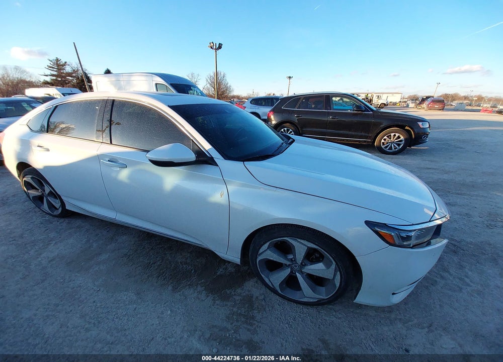 2018 HONDA ACCORD TOURING 2.0T VIN: 1HGCV2F99JA054412