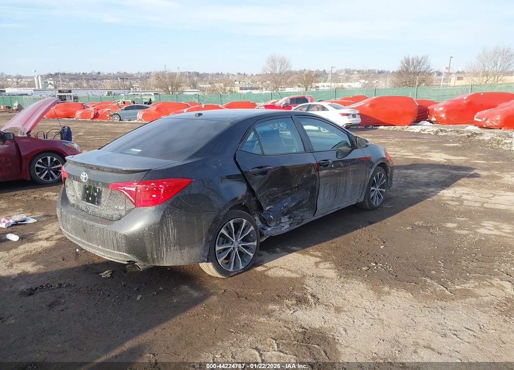 2019 TOYOTA COROLLA XSE VIN: 2T1BURHE3KC126590
