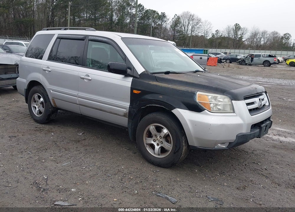 2006 HONDA PILOT EX VIN: 5FNYF28456B033803