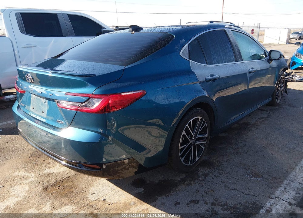 2025 TOYOTA CAMRY XLE VIN: 4T1DAACK5SU541859
