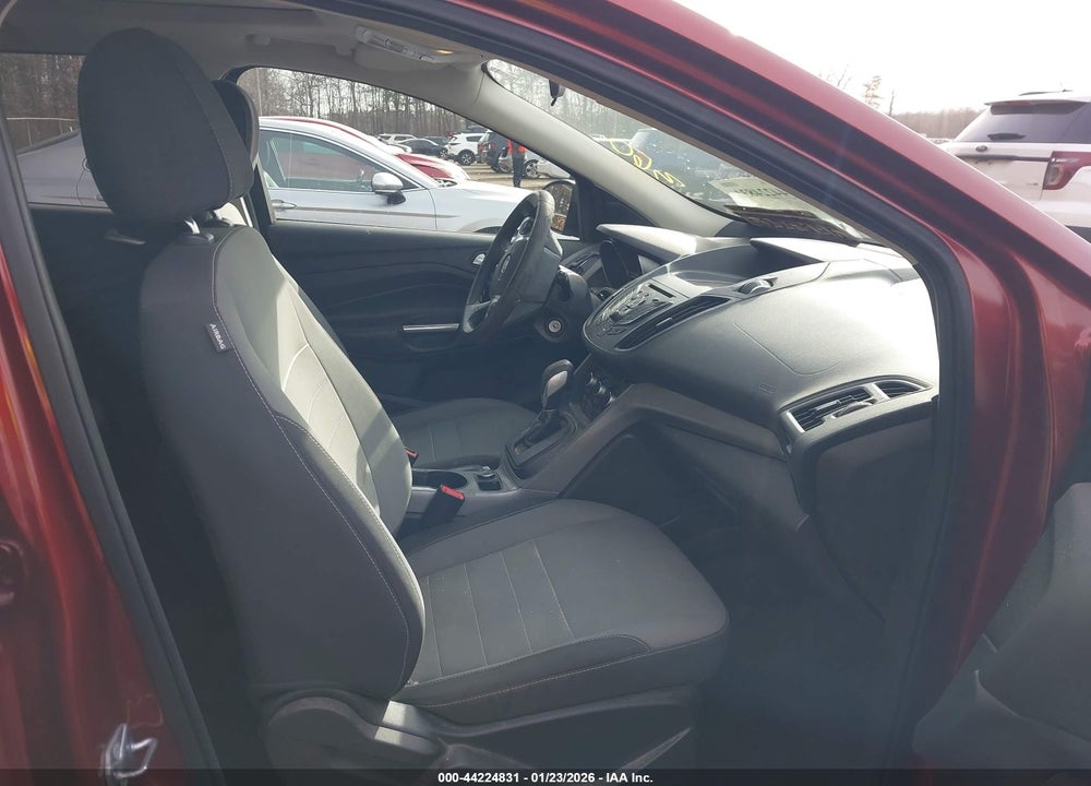 2015 FORD ESCAPE SE VIN: 1FMCU9G94FUA44865