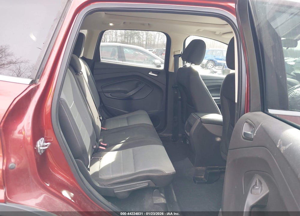 2015 FORD ESCAPE SE VIN: 1FMCU9G94FUA44865