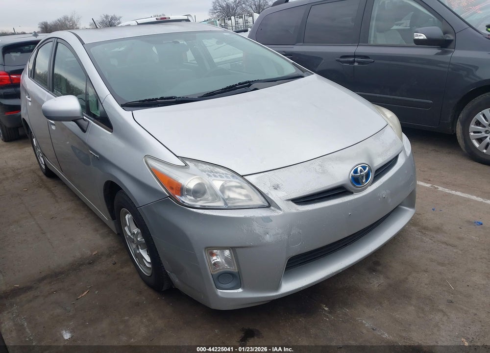 2011 TOYOTA PRIUS TWO VIN: JTDKN3DU8B1476440