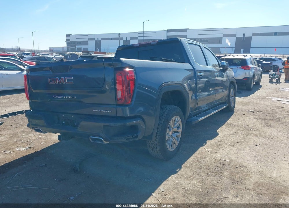2021 GMC SIERRA 1500 4WD  SHORT BOX DENALI VIN: 1GTU9FET6MZ380153