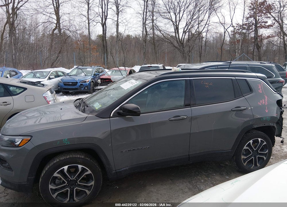 2024 JEEP COMPASS LIMITED 4X4 VIN: 3C4NJDCNXRT584747