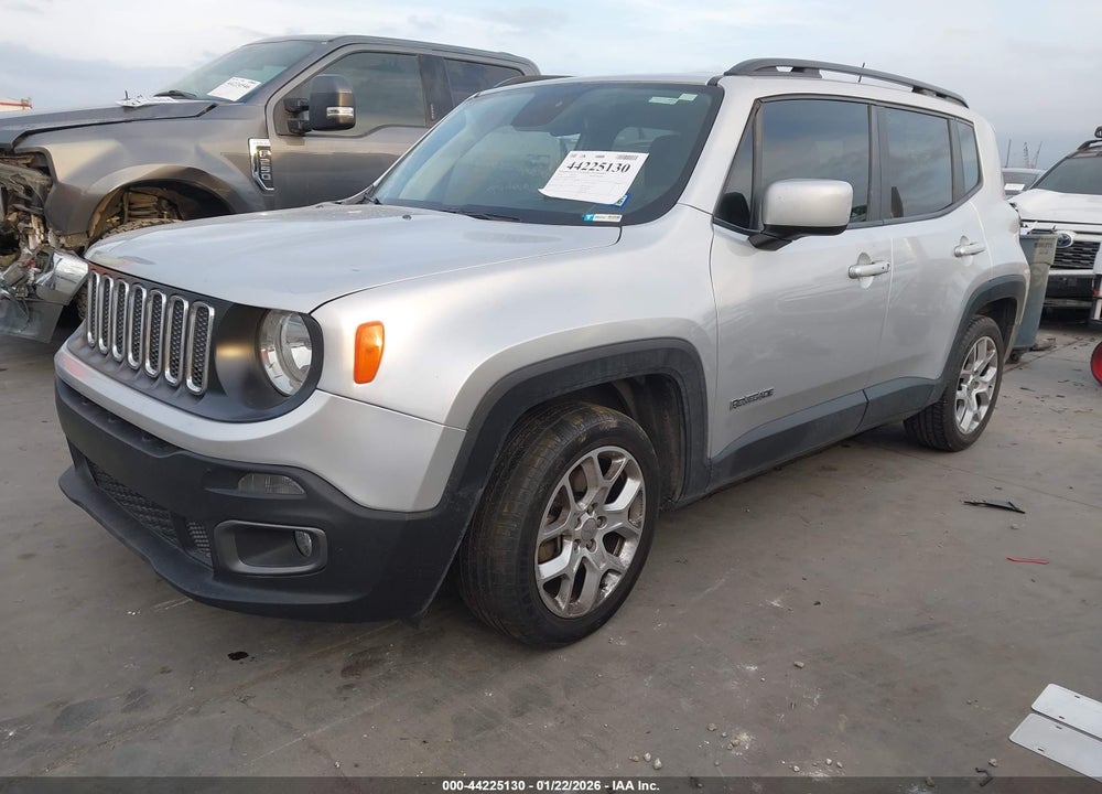 2018 JEEP RENEGADE LATITUDE FWD VIN: ZACCJABB1JPJ46589