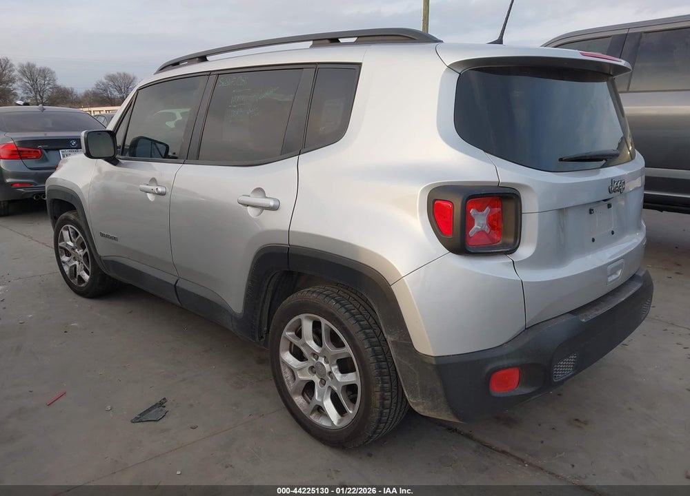 2018 JEEP RENEGADE LATITUDE FWD VIN: ZACCJABB1JPJ46589