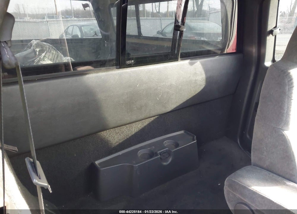 2002 CHEVROLET S-10 LS VIN: 1GCDT19W628184581