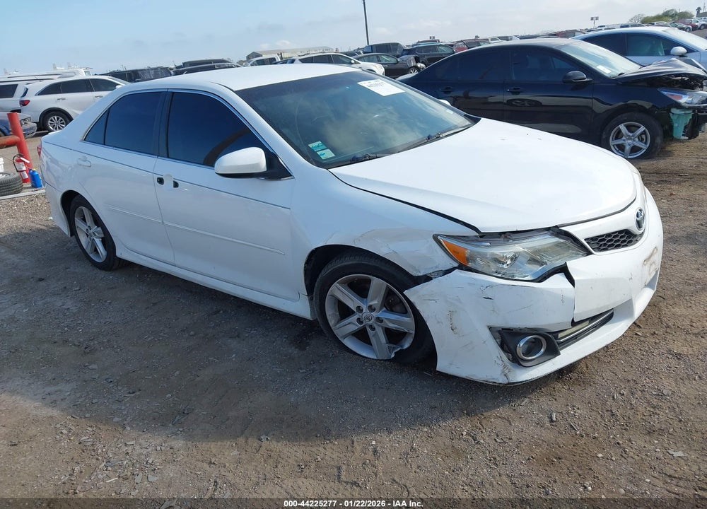 2012 TOYOTA CAMRY SE VIN: 4T1BF1FK1CU140105