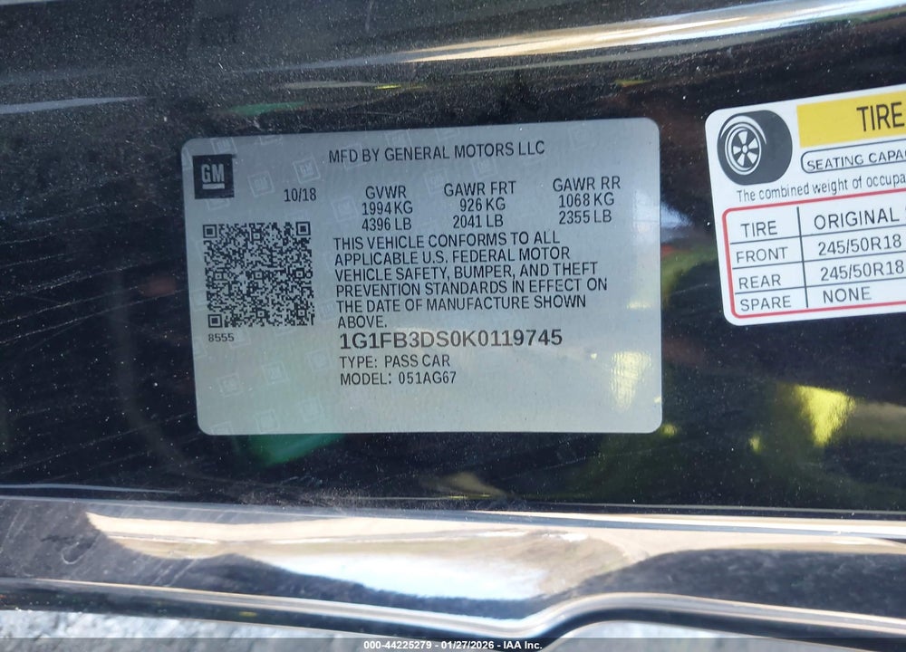 2019 CHEVROLET CAMARO 1LT VIN: 1G1FB3DS0K0119745