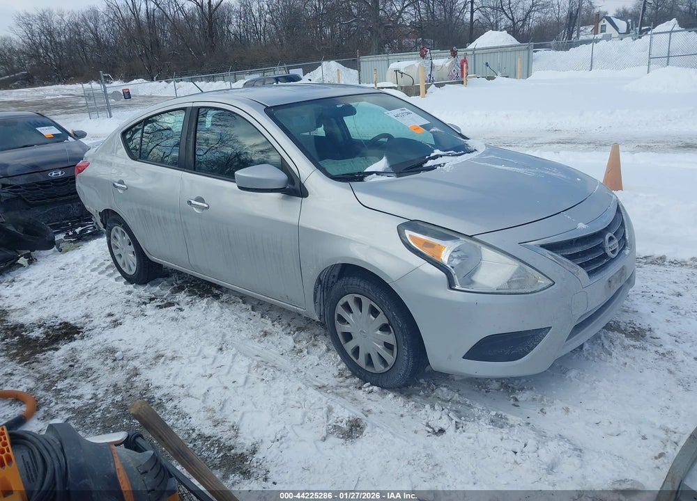 2018 NISSAN VERSA 1.6 SV VIN: 3N1CN7AP1JK437618