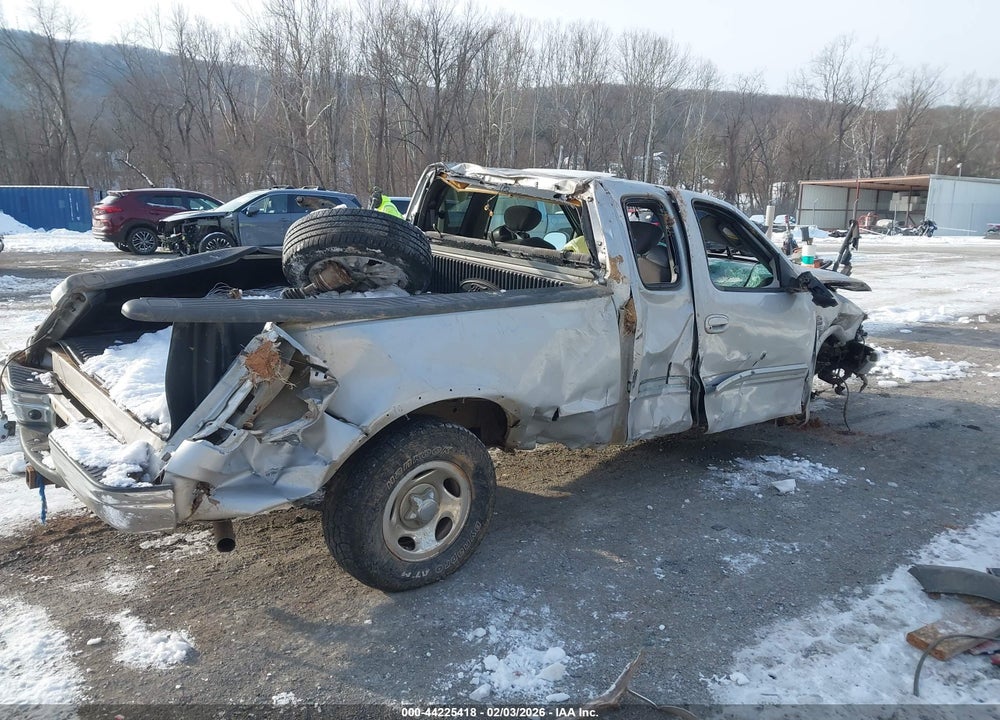 2003 FORD F-150 LARIAT/XL/XLT VIN: 1FTRX18L03NB81986