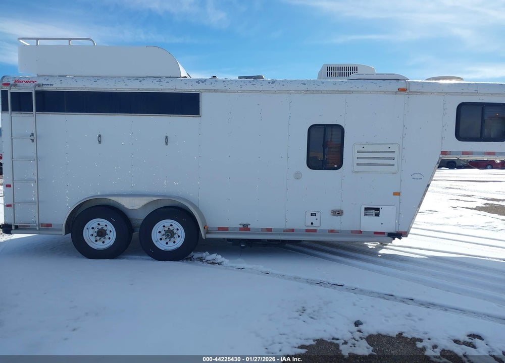 2004 CHARMAC YUKON 3 STALL HORSE TRAILER VIN: 4RYH182064T111229