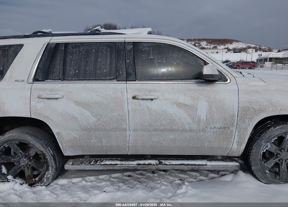 2018 GMC YUKON SLE VIN: 1GKS1AKC1JR276563