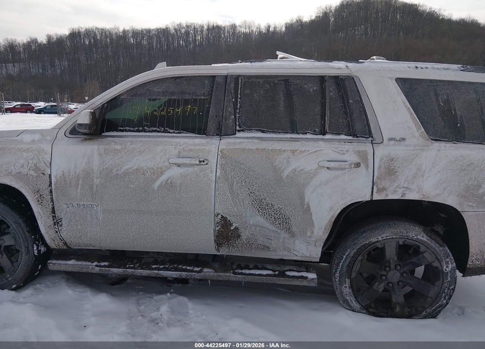 2018 GMC YUKON SLE VIN: 1GKS1AKC1JR276563