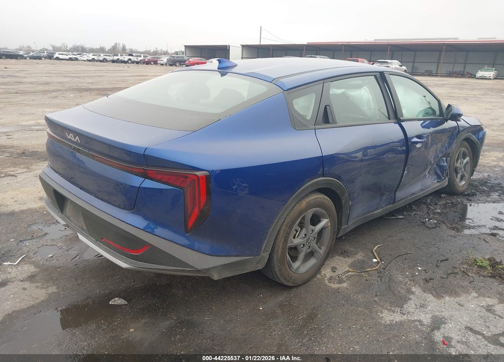 2025 KIA K4 LXS VIN: 3KPFT4DE0SE196241