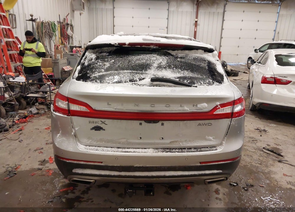 2016 LINCOLN MKX RESERVE VIN: 2LMTJ8LR6GBL63611