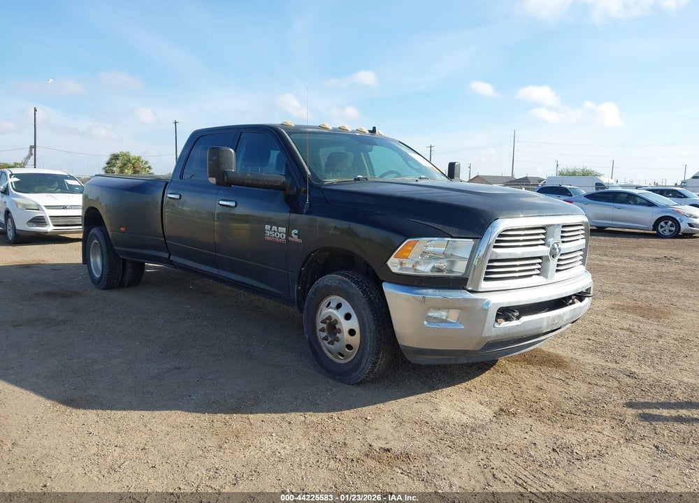 2016 RAM 3500 BIG HORN VIN: 3C63RPHL6GG263195