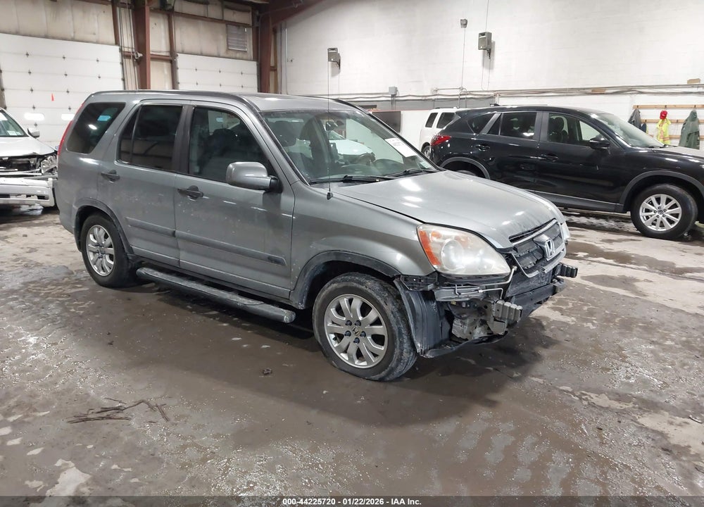 2005 HONDA CR-V EX VIN: SHSRD78815U314028