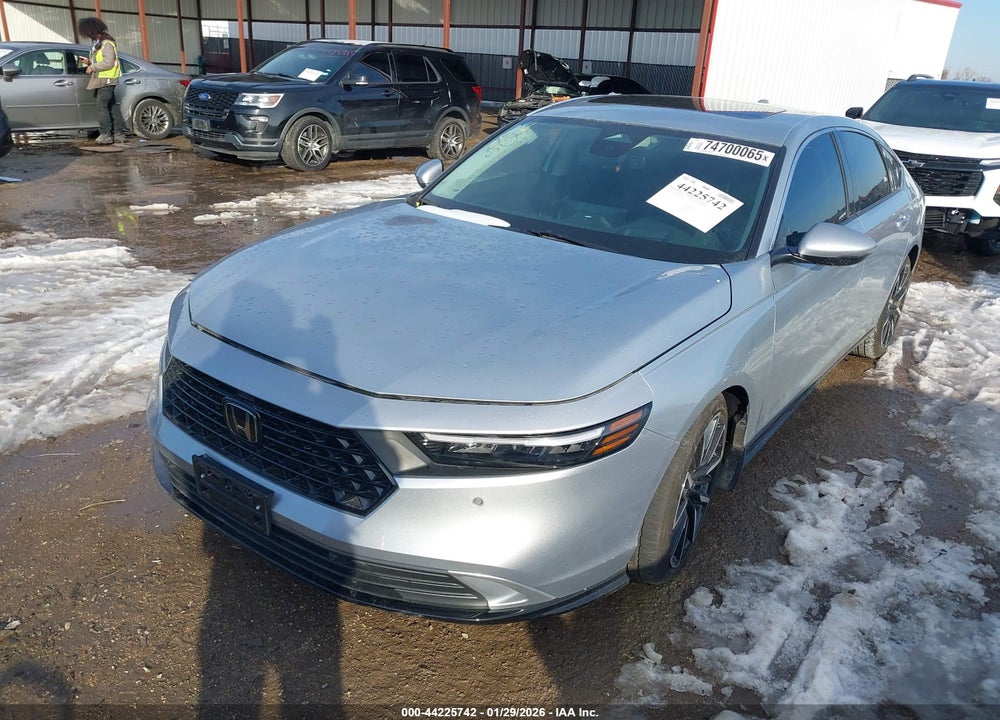 2025 HONDA ACCORD HYBRID TOURING VIN: 1HGCY2F84SA018238