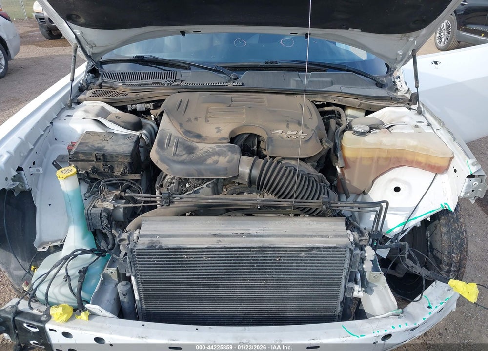 2019 DODGE CHALLENGER SXT VIN: 2C3CDZAG5KH687769
