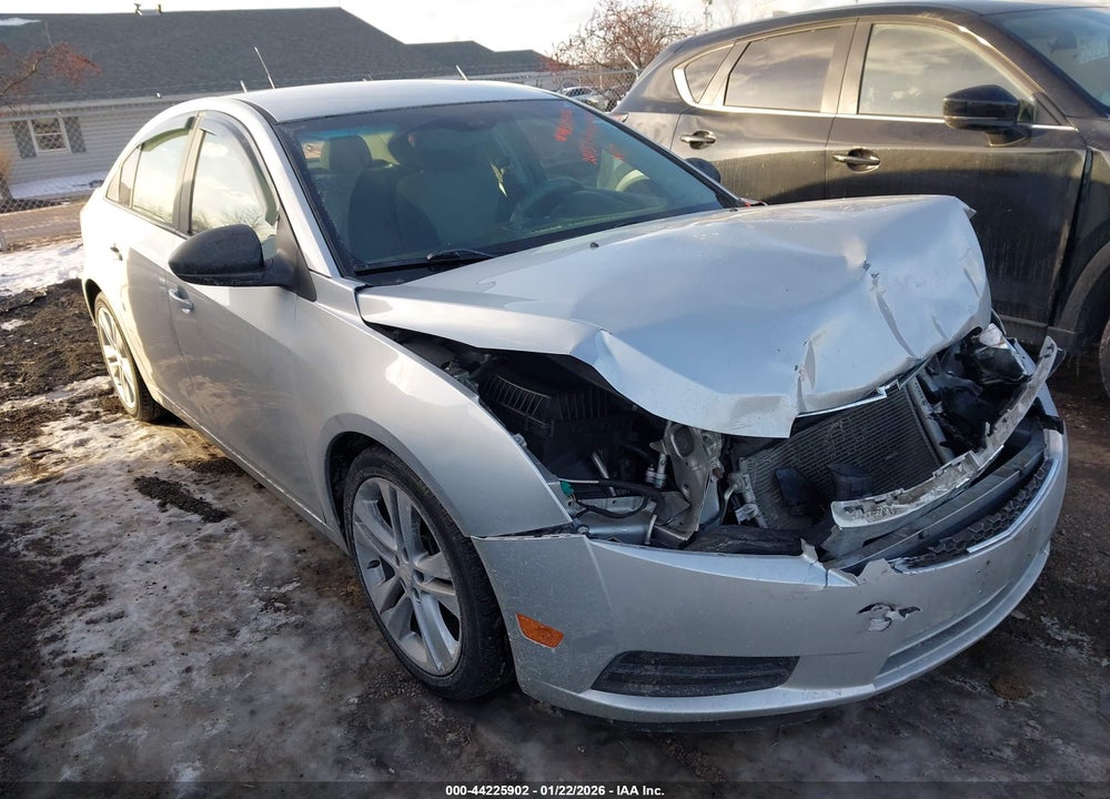 2013 CHEVROLET CRUZE LS AUTO VIN: 1G1PA5SG0D7147895