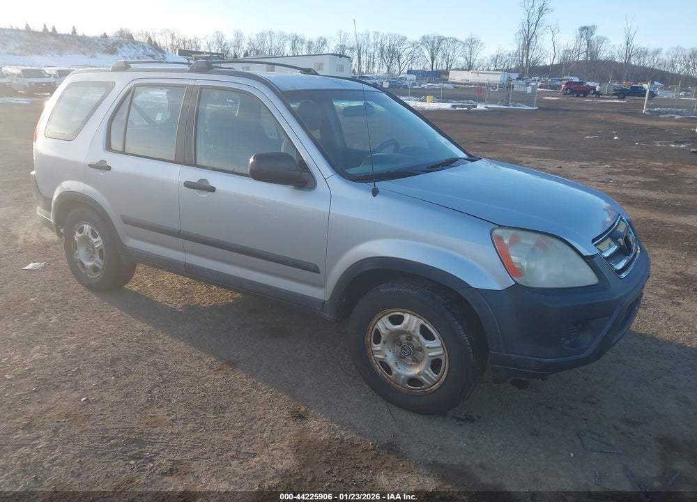 2005 HONDA CR-V LX VIN: SHSRD78525U315842