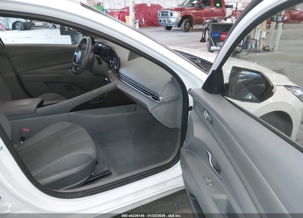 2021 HYUNDAI ELANTRA SEL VIN: 5NPLS4AG0MH032756
