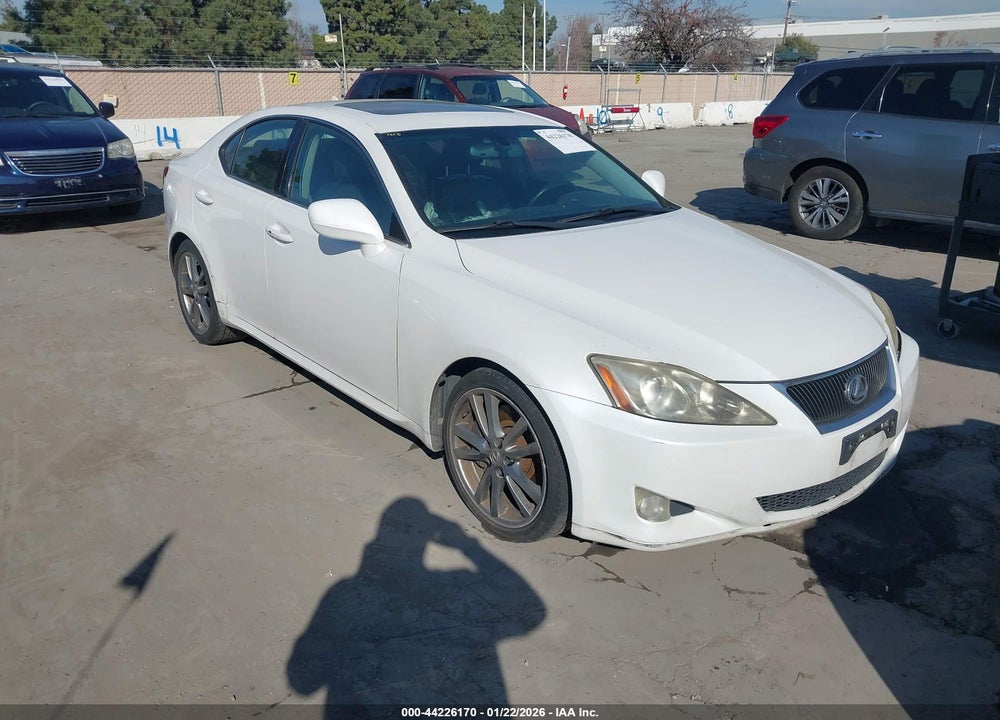 2008 LEXUS IS 350 VIN: JTHBE262485021512