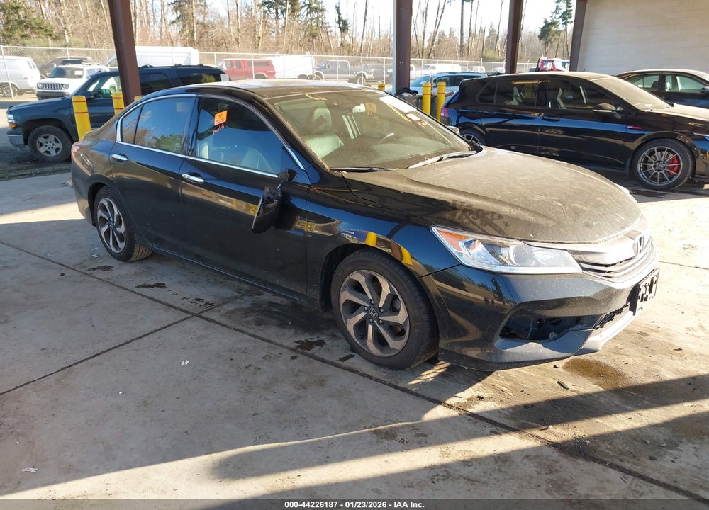 2016 HONDA ACCORD EX-L V-6 VIN: 1HGCR3F88GA001081