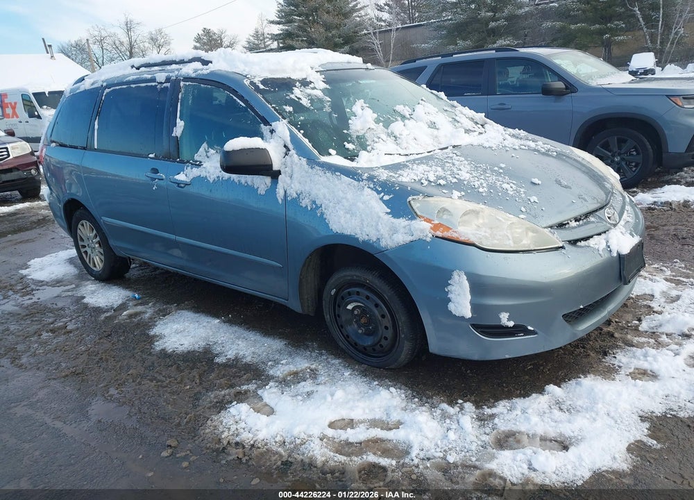2008 TOYOTA SIENNA LE VIN: 5TDBK23C68S008911