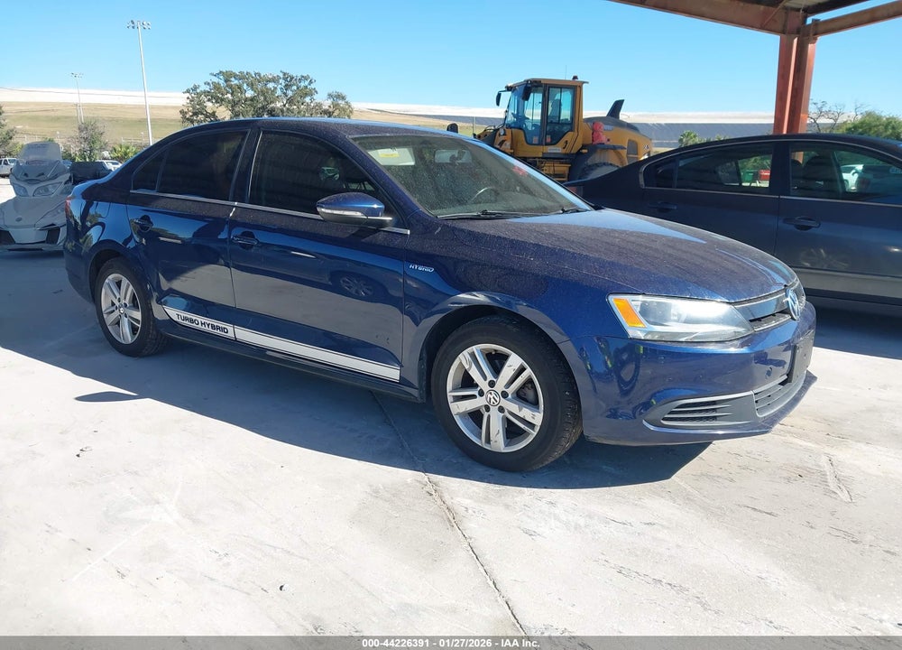 2013 VOLKSWAGEN JETTA HYBRID SEL VIN: 3VW637AJ3DM207256